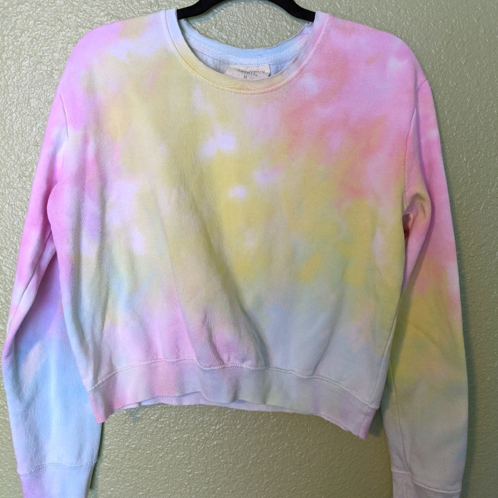 CROPPED TIE-DYE SWEATSHIRT